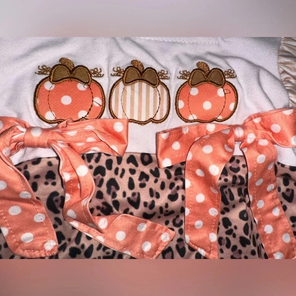 Leopard Pumpkins Flutter Sleeve Romper Size 12-18m - Picture 3 of 6